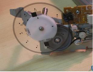 Ink-jet-paper-feed-motor-hooked-up-to-arduino-using-PID-control.jpg